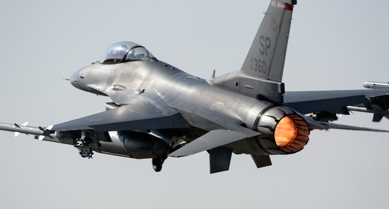 An F-16 Fighting Falcon leaves Campia Turzii, Romania, March 16, 2015, during the first sorties of Dacian Warhawk. More than 100 Airmen participated in the joint U.S. and Romania exercise. (U.S. Air Force photo/Staff Sgt. Armando A. Schwier-Morales)
