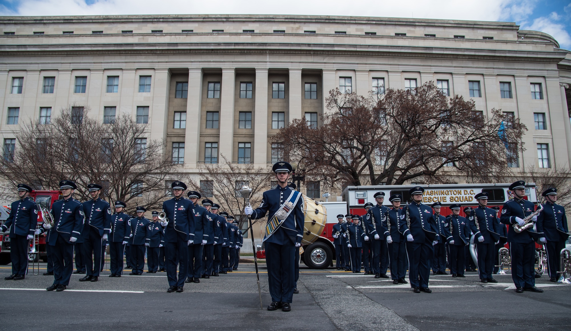 U.S. Air Force Concert Band members stand at attention on Constitution Ave., Washington, D.C., as part of the 44th Annual St. Patrick’s Parade, March 15, 2015. (U.S. Air Force photo/Airman 1st Class Philip Bryant)