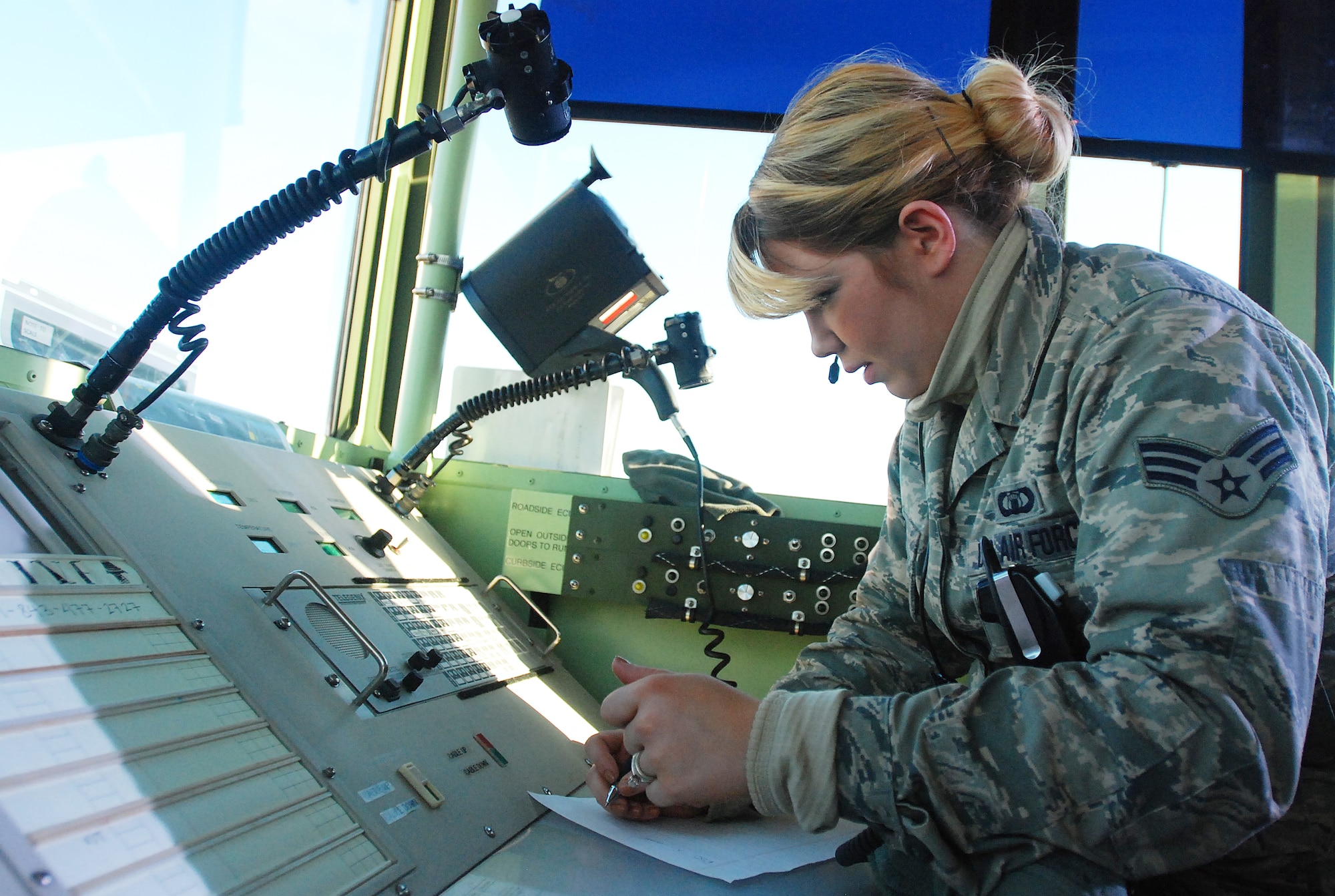 U.S. Air Force Senior Airman Laini Toten, an air traffic controller with the South Carolina Air National Guard’s 245th Air Traffic Control Squadron, monitors air traffic into and out of the Georgetown County Airport during  the Vigilant Guard South Carolina exercise March 8, 2015, in Georgetown, S.C. Vigilant Guard is a series of federally funded disaster-response drills conducted by National Guard units working with federal, state and local emergency management agencies and first responders. (U.S. Army National Guard photo by Master Sgt. A.J. Coyne/Released)