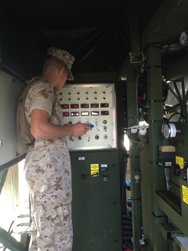 A Marine from BWST 3-15 performs a practical application on TWPS operation.