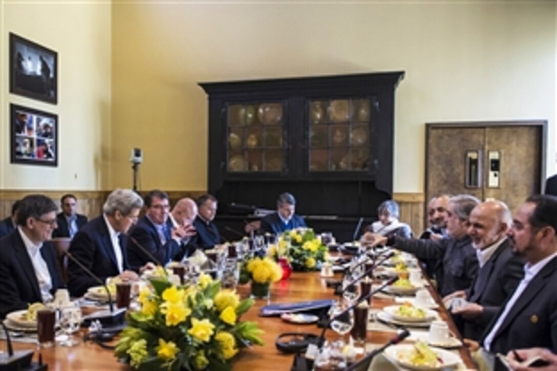 U.S. Defense Secretary Ash Carter, third from left, U.S. Treasury Secretary Jacob L. Lew, far left, and U.S. Secretary of State John F. Kerry, second from left, have a working lunch with Afghan President Ashraf Ghani and Afghan Chief Executive Abdullah Abdullah to discuss matters of mutual importance on Camp David, Md., March 23 , 2015. 