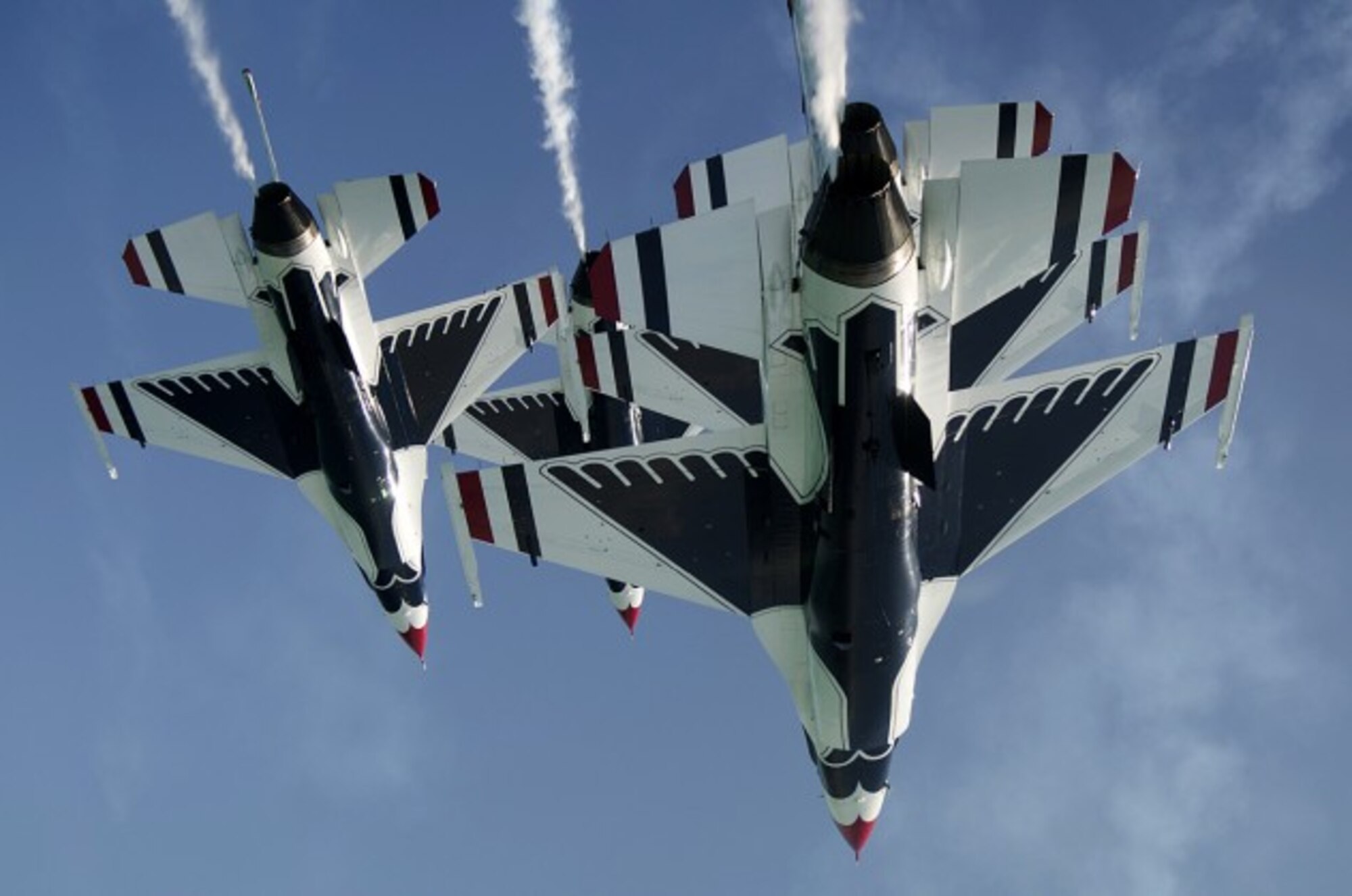 Airman keeps air show family heritage flying > Keesler Air Force Base
