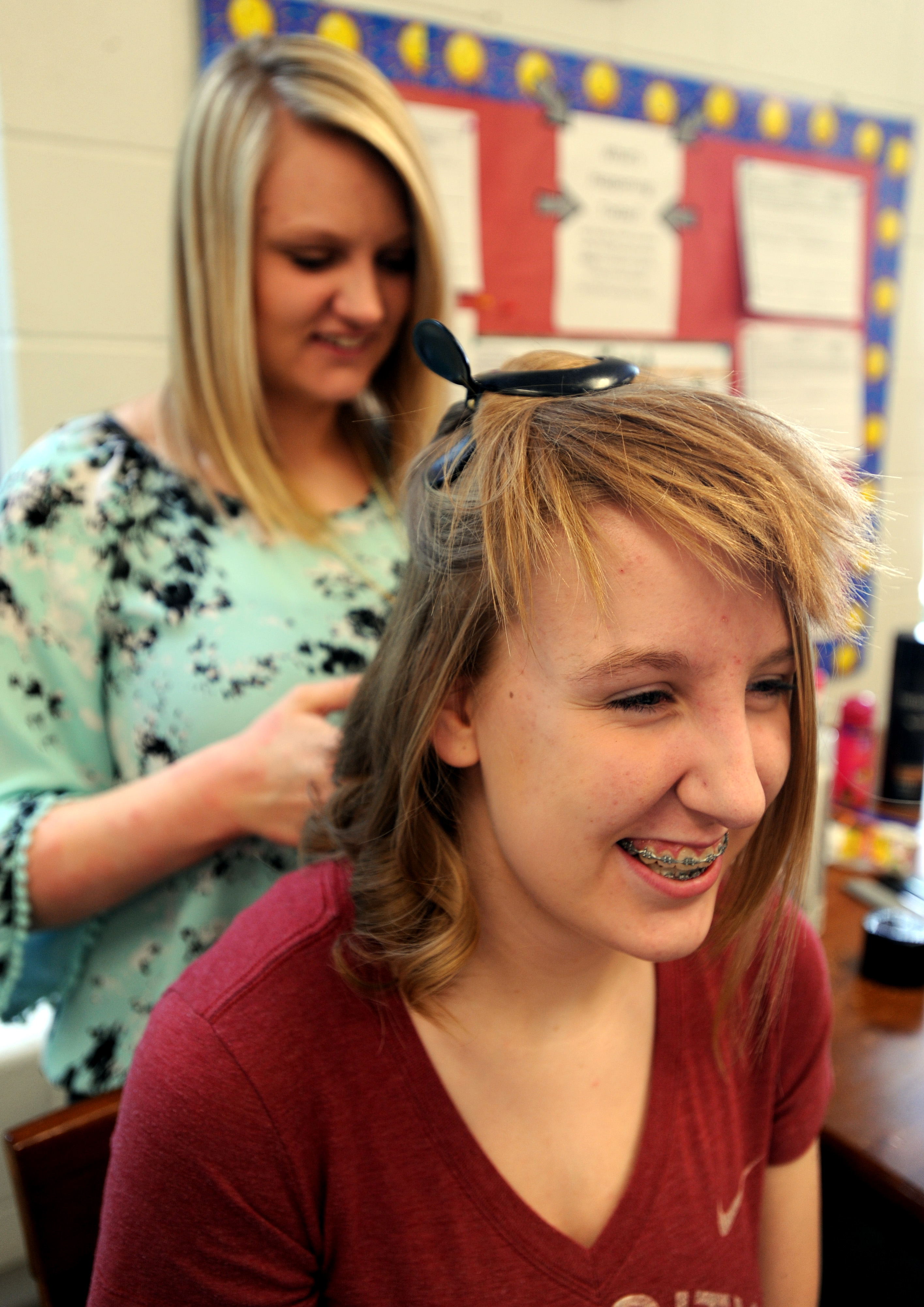 Base Youth Center Hosts Prom Prep Academy > Grand Forks Air Force Base