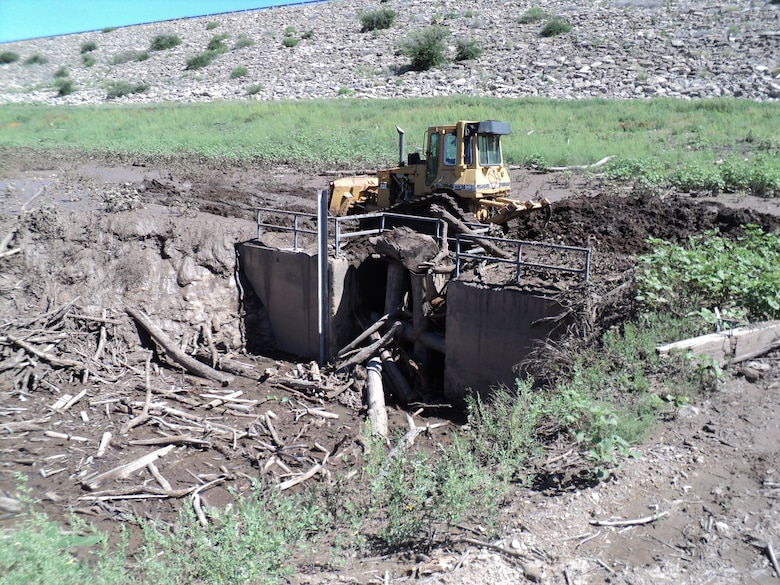 ROSWELL, N.M. – Damage to Diamond A Dam’s trash rack and intake structure also occurred during a heavy rain event in August 2010. 