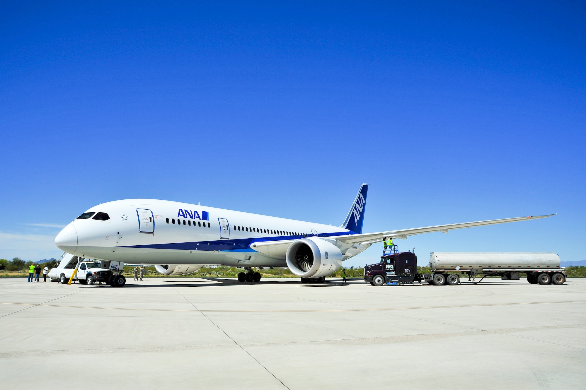 A Boeing 787-8 Dreamliner defuels after landing at Davis-Monthan Air Force Base, Ariz., March 26, 2015.  After defueling, the aircraft was towed through D-M to the Pima Air & Space Museum.   (U.S. Air Force photo by Airman 1st Class Chris Massey/Released)