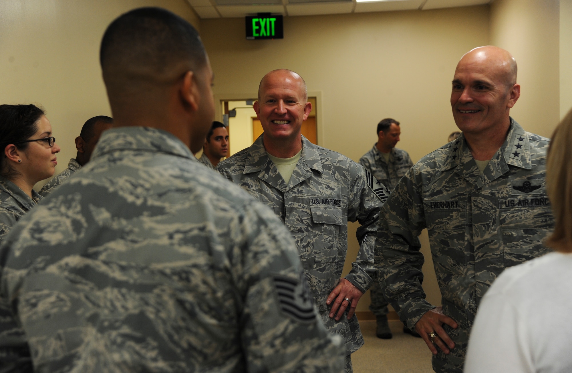 Bold, innovative Airmen meet 18th Air Force commander > MacDill Air