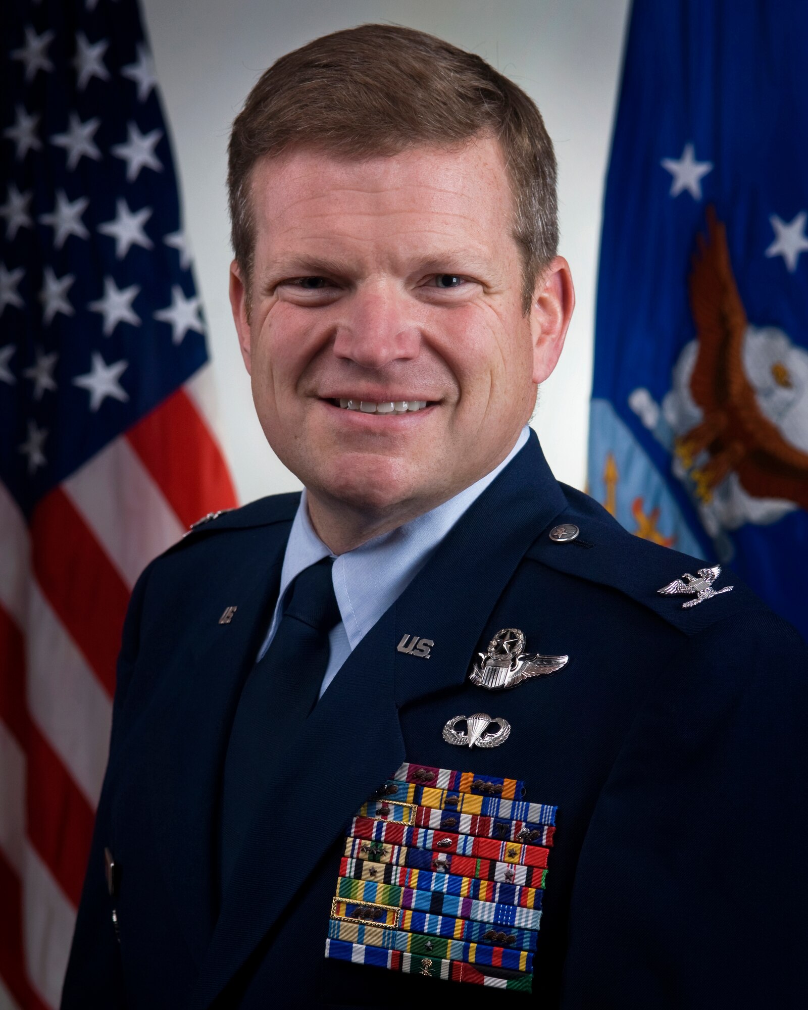 gates-takes-over-as-new-vice-commander-grissom-air-reserve-base