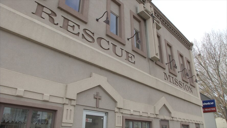 Airmen from the 120th Airlift Wing student flight volunteered at the Great Falls Rescue Mission, a non-profit Christian organization committed to caring for hungry, hurting and homeless men, women and children of North Central Montana. (Montana Air National Guard photo/Senior Airman Nikolas Asmussen)