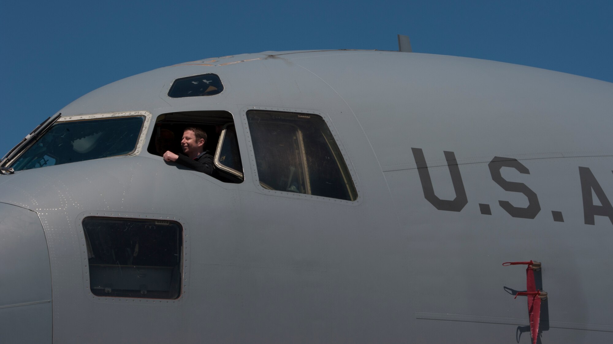 Alex Gertsen, a civilian pilot based out of Washington, D.C., sits in the flight deck of a C-17A Globemaster III during the 2015 Dover Air Force Base Mid-Air Collision Avoidance Fly-in May 2, 2015, at Dover AFB, Del. Gertsen flew in from Gaithersburg, Md., to attend the event. (U.S. Air Force photo/Airman 1st Class Zachary Cacicia)