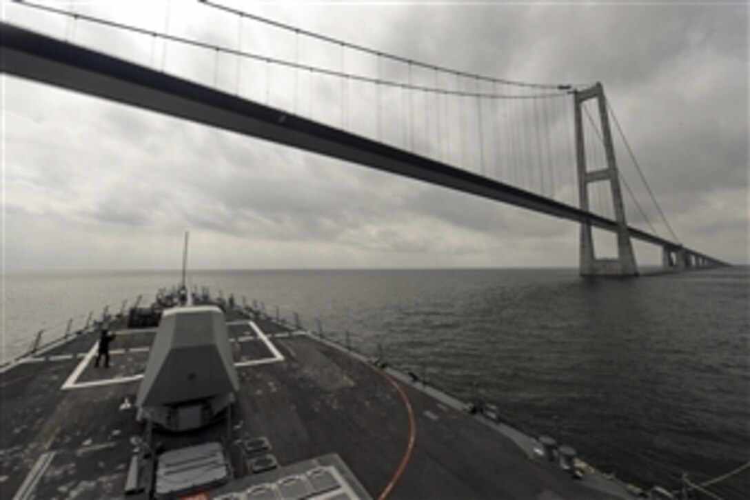 The guided-missile destroyer USS Jason Dunham enters the Baltic Sea, May 4, 2015. The Jason Dunham is conducting naval operations in the U.S. 6th Fleet area of responsibility in support of U.S. national security interests in Europe. 