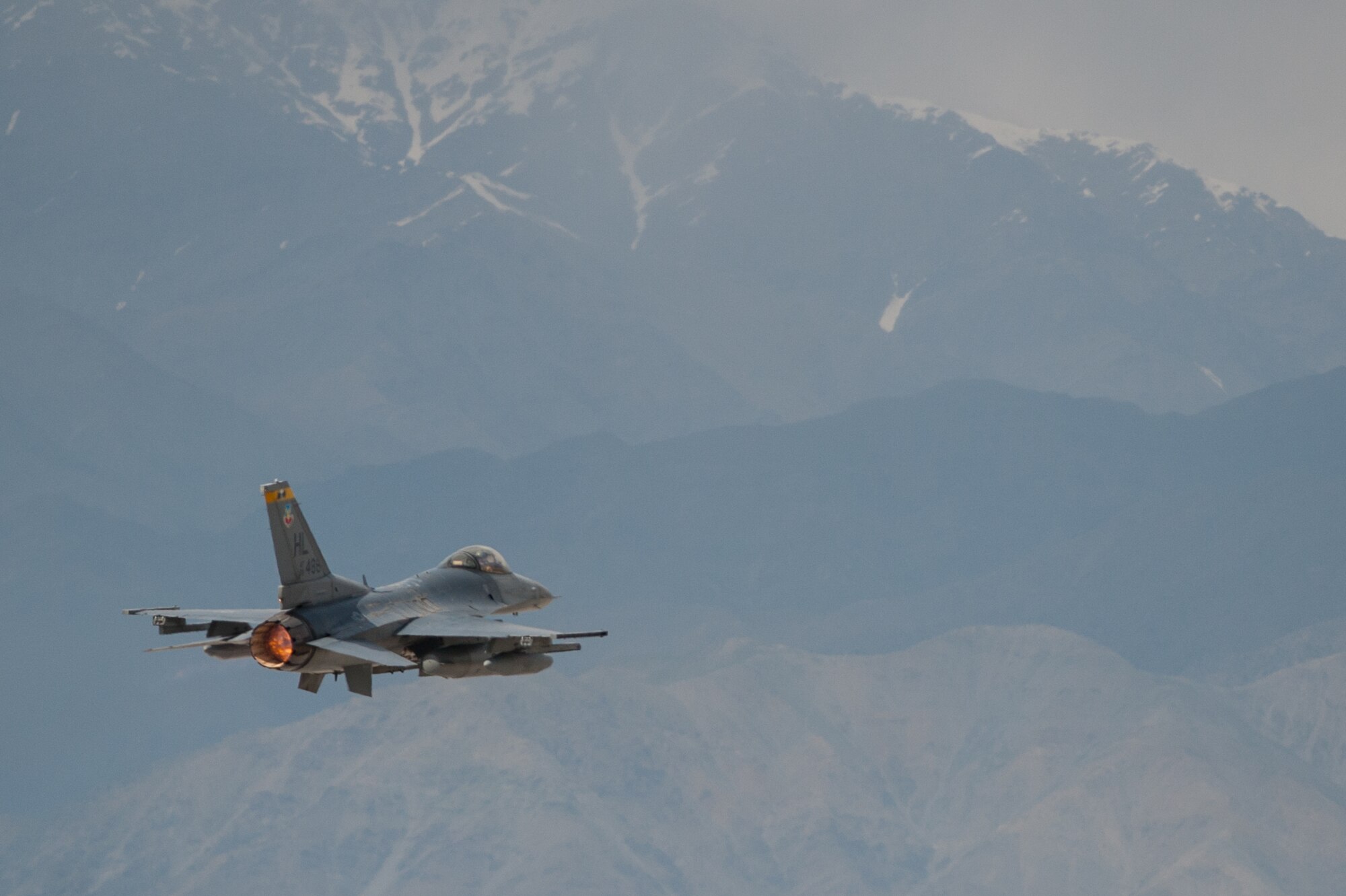 An F-16 Fighting Falcon aircraft, assigned to the 4th Fighter Squadron from Hill Air Force Base, Utah, takes flight April 30, 2015 at Bagram Airfield, Afghanistan. The “Fuujins” of the 4th FS provided decisive airpower to ground commanders in Afghanistan throughout their six month deployment, flying more than 8,000 hours in the F-16 in support of operations Enduring Freedom and Freedom’s Sentinel. (U.S. Air Force photo by Tech. Sgt. Joseph Swafford/Released)