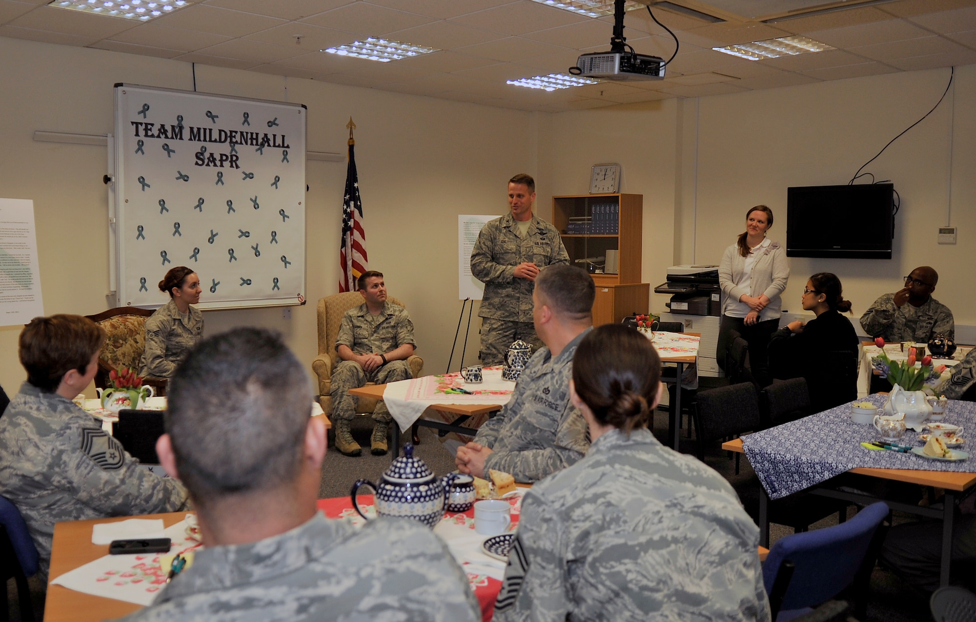 Team Mildenhall hosts Tea and Talk > Royal Air Force Mildenhall > RAF ...