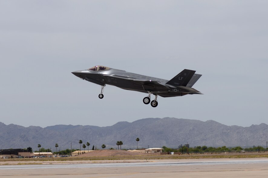 Luke’s 23rd F-35 lightning stealth fighter jet arrived May 12, 2015, at Luke Air Force Base, Arizona. This F-35 was the 23rd out of 144 that are scheduled to arrive.(U.S. Air Force photo by Airman Pedro Mota)
