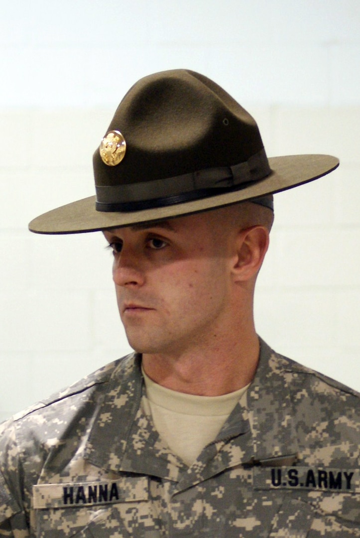 At a recent December drill, Missouri Army National Guard Staff Sgt. Jonathan Hanna stands before his troops for the first time as a drill sergeant wearing his iconic campaign hat.