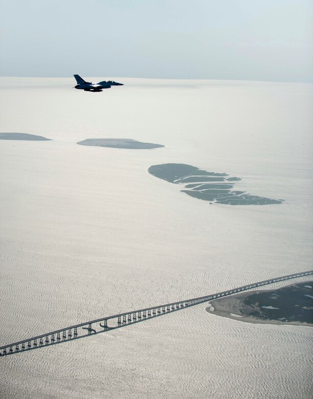 Thunderbirds fly NC sky > Seymour Johnson Air Force Base ...