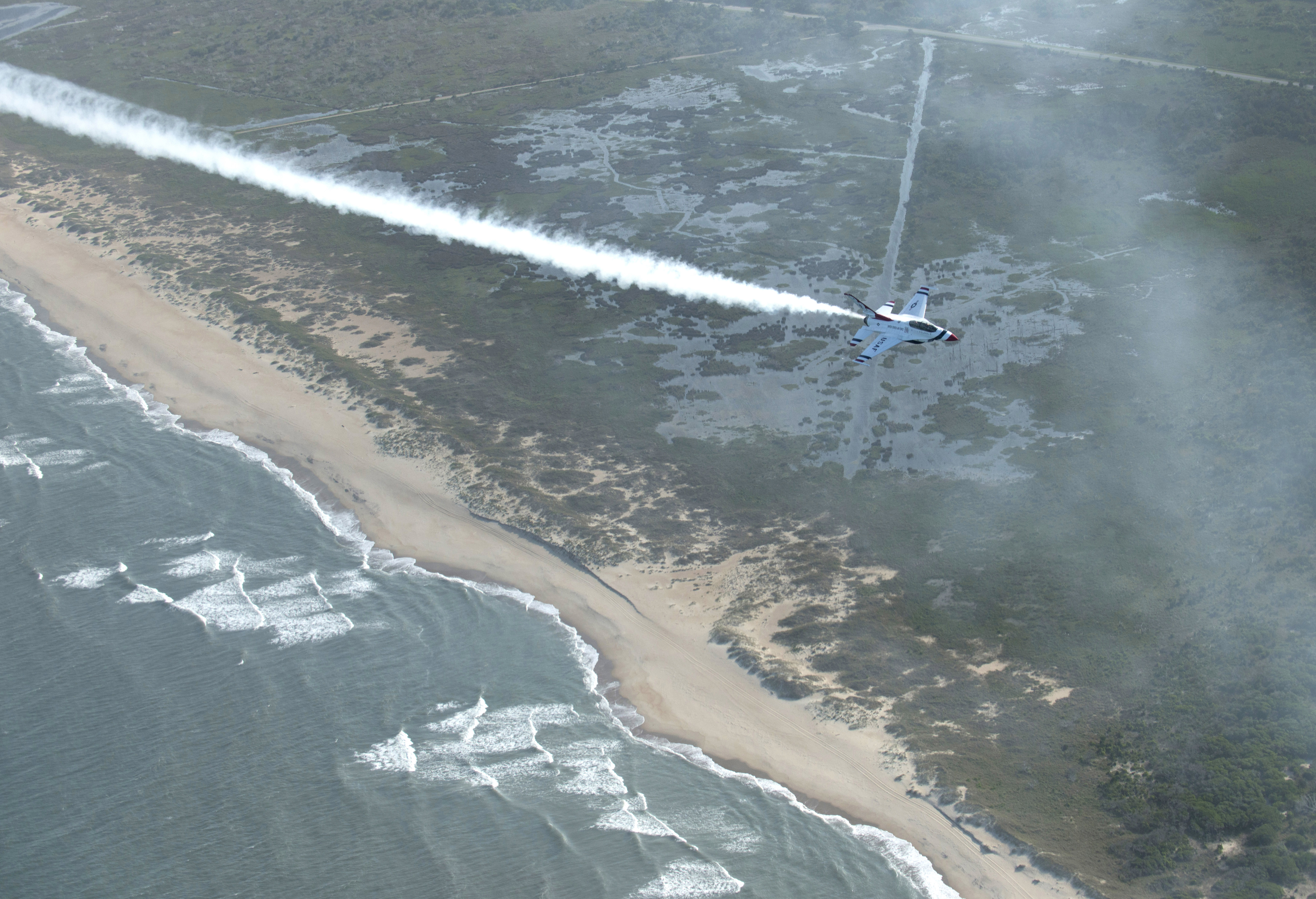 Thunderbirds Fly Nc Sky