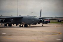 A B-52H Stratofortress taxis onto the Minot Air Force Base, N.D., flightline during Constant Vigilance May 13, 2015. Constant Vigilance is an annual Air Force Global Strike Command exercise designed to train and assess the command’s ability to support its conventional and nuclear missions. (U.S. Air Force photo/Airman 1st Class Christian Sullivan)