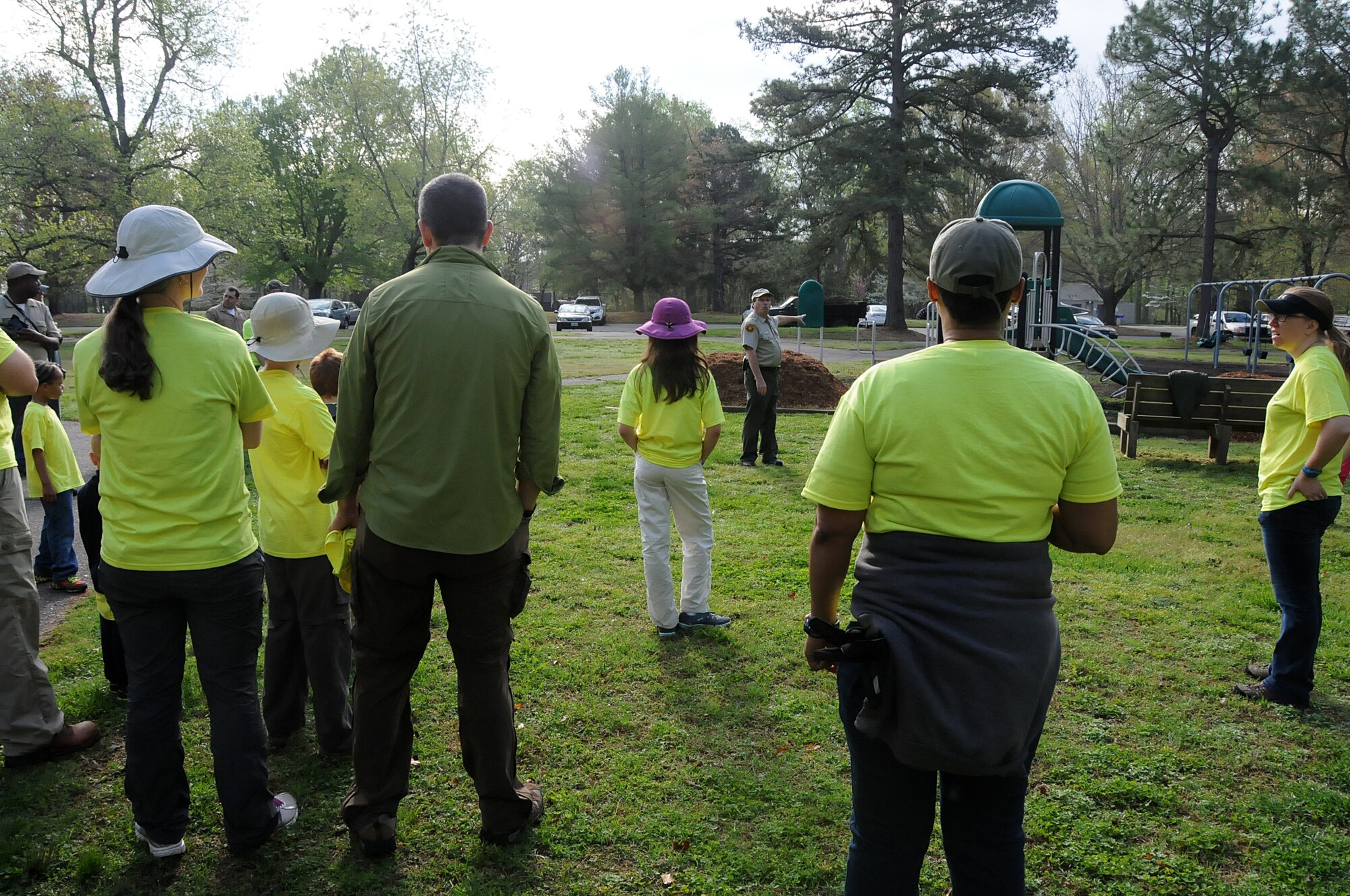 Virginia military members from the 192nd Fighter Wing, 203rd Red Horse Squadron, and the Virginia Army National Guard, and their families volunteered April 18, 2015, to help clean and improve York River State Park in Williamsburg. The families served in honor of the Month of the Military Child as they cleared waste and spread fresh mulch on the playground and around selected trees. (U.S. Air National Guard photo by Airman 1st Class Johnisa B. Roberts/Released)
