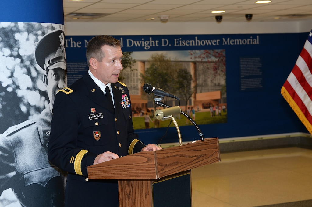 Maj. Gen. Robert D. Carlson, the commanding general of U.S. Army Corps of Engineers, Transatlantic Division, was promoted in a ceremony at the Pentagon May 15.
Lt. Gen. Thomas P. Bostick, the USACE commanding general and 53rd chief of engineers, promoted Carlson. This was the second time he promoted Carlson; the first time was to brigadier general. Bostick noted that Carlson is a great leader, coach and mentor.
