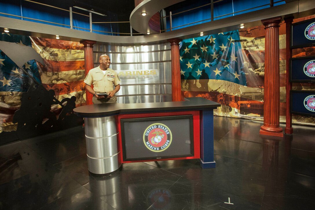 Sgt. Maj. Ronald L. Green, the 18th Sergeant Major of the Marine Corps, tours Defense Media Activity at Ft. George G. Meade, MD., May 19, 2015. (U.S. Marine Corps photo by Sgt. Melissa Marnell)