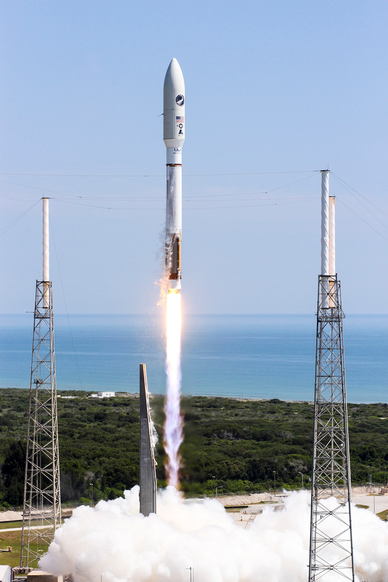An Atlas V rocket successfully launches the AFSPC-5 mission from Cape Canaveral Air Force Station, Fla., May 20, 2015. (Courtesy photo/United Launch Alliance)