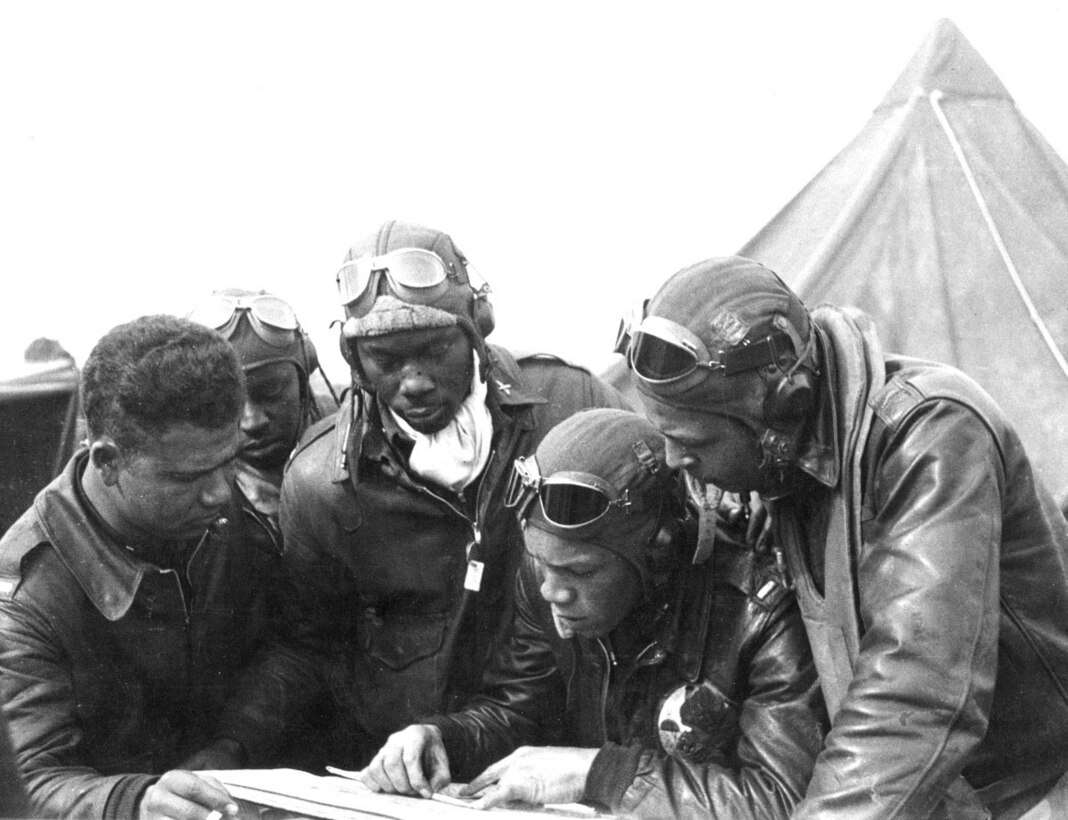Photo, courtesy of the Tuskegee Airmen.