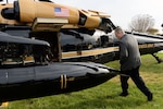 Deputy Secretary of Defense Bob Work departs the Pentagon for his visit to the Naval Surface Warfare Center Dahlgren Division, Dahlgren, VA on April 30, 2015.