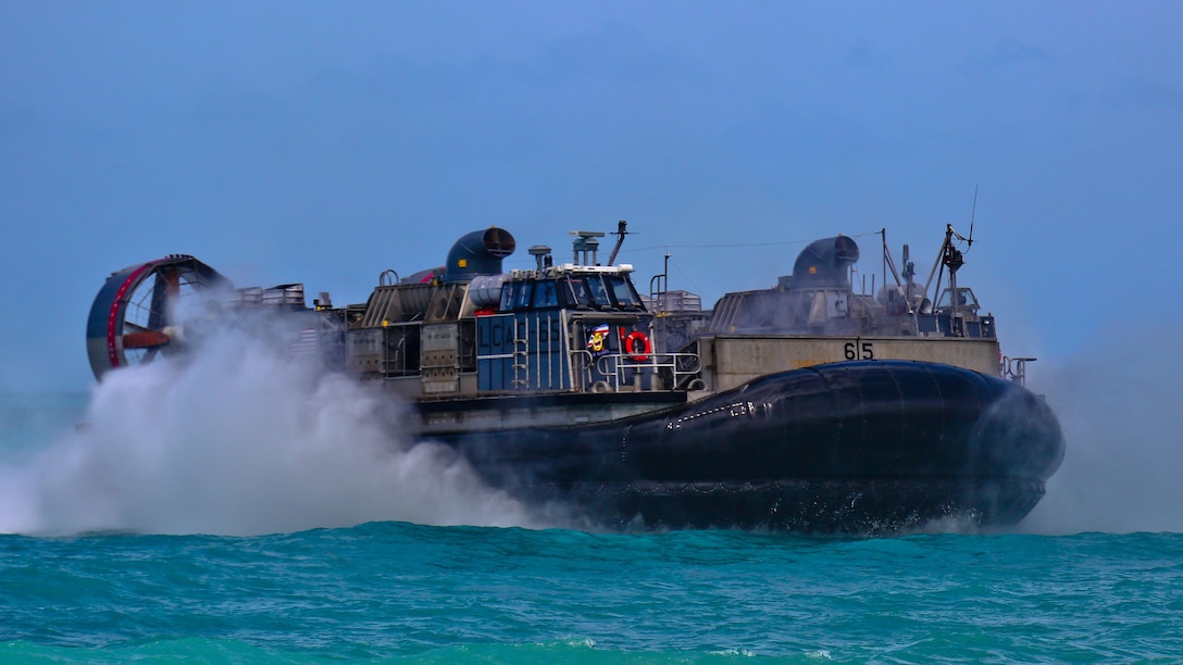 A Landing Craft Air-Cushion, launched from the USS Rushmore, demonstrated amphibious landings as part of the U.S. Pacific Fleet’s joint sea-basing exercise, Culebra Koa 15, May 19, 2015, at Marine Corps Training Area Bellows. Observed by local-based military and representatives from 22 countries within the Indo-Asia-Pacific region, the landing was made in conjunction with the inaugural U.S. Marine Corps Forces Pacific-hosted U.S. Pacific Command Amphibious Leaders Symposium. 