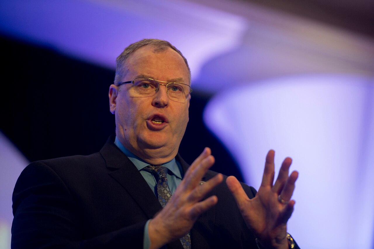 Deputy Defense Secretary Bob Work delivers remarks at the Aerospace Industries Association executive committee conference in Williamsburg, Va., May 21, 2015. DoD photo by U.S. Air Force Master Sgt. Adrian Cadiz