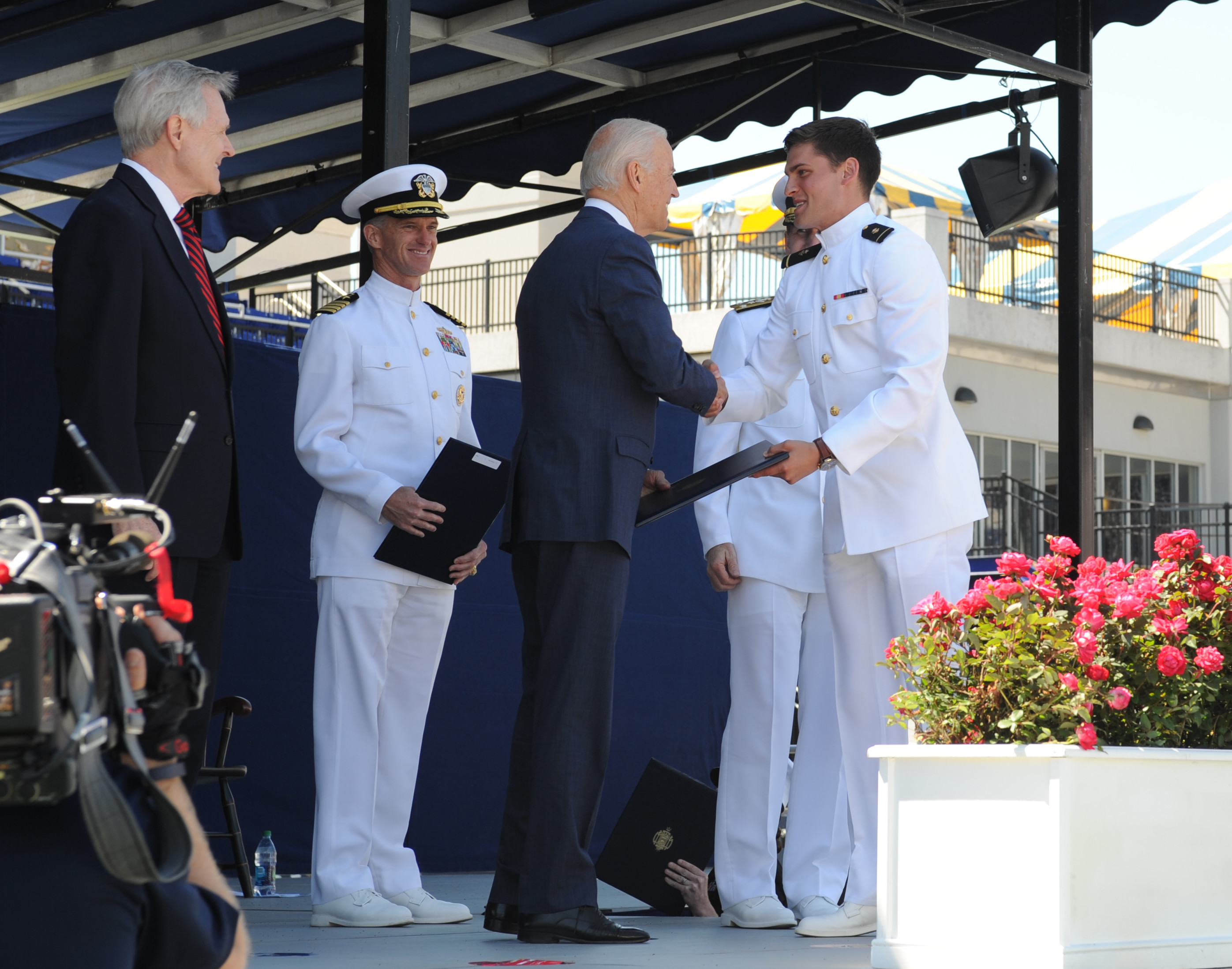 U.S. Naval Academy Graduates Class of 2015 > United States Navy > News