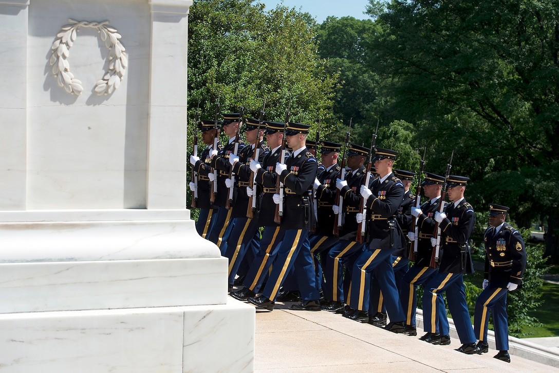 The Army Honor Guard 3rd Us Infantry Regiment Known As The Old Guard Marches To The Tomb 0279