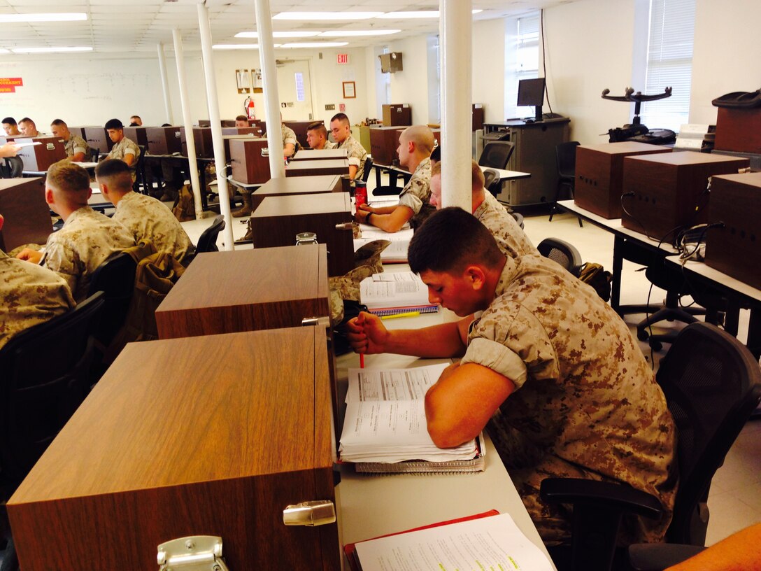 Marines from BEEEST 7-15 learn about direct current.