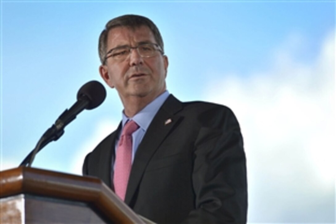 Defense Secretary Ash Carter delivers remarks at the change-of-command ceremonies for U.S. Pacific Command and U.S. Pacific Fleet in Honolulu May 27, 2015. 