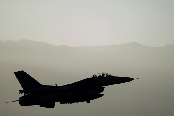 Lt. Col. Michael Meyer, the 421st Expeditionary Fighter Squadron commander, deployed from Hill Air Force Base, Utah, departs on a sortie from Bagram Airfield, Afghanistan, Oct. 30, 2015. Airmen assigned to the 421st Fighter Squadron, known as the “Black Widows,” from Hill Air Force Base, Utah, arrived here Oct. 28, 2015 in support of Operation Freedom’s Sentinel and NATO’s Resolute Support mission. (U.S. Air Force photo/Tech. Sgt. Robert Cloys) 