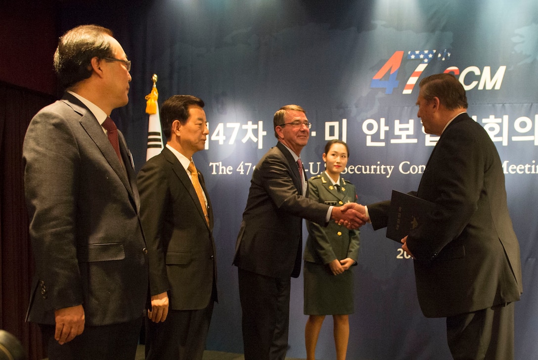 U.S. Defense Secretary Ash Carter attends the Security Consultative Meeting reception in Seoul, Republic of Korea, Nov. 1, 2015. Carter is visiting the Asia-Pacific region to meet with leaders from more than a dozen nations to help advance the next phase of the U.S. military’s rebalance in the region by modernizing longtime alliances and building new partnerships. Photo by Air Force Senior Master Sgt. Adrian Cadiz 