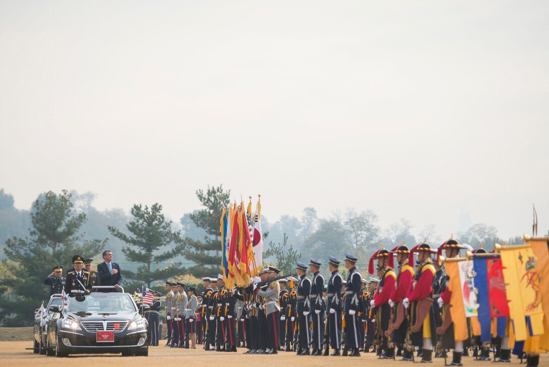 U.S. Defense Secretary Ash Carter and South Korean Defense Minister Han Min-koo review South Korean service members during an honor guard ceremony before the start of the 47th U.S.-South Korea Security Consultative Meeting in Seoul, South Korea, Nov. 2, 2015. DoD photo by Air Force Senior Master Sgt. Adrian Cadiz