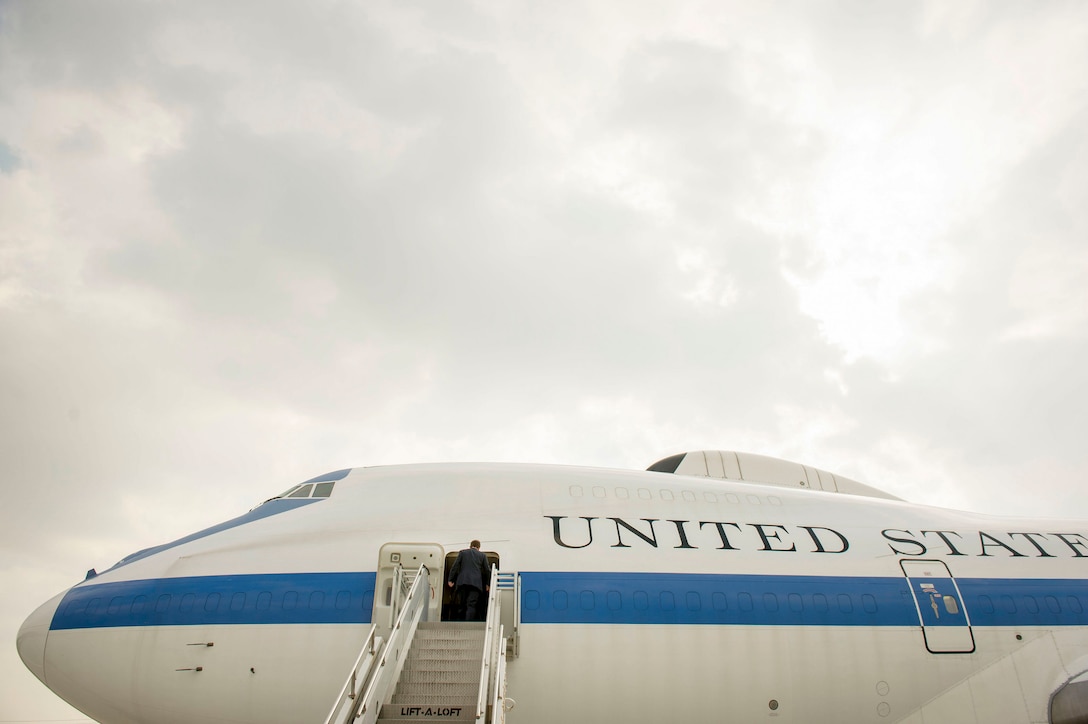 U.S. Defense Secretary Ash Carter boards an aircraft after attending the 47th U.S.-South Korea Security Consultative Meeting in Seoul, South Korea, Nov. 2, 2015. DoD photo by Air Force Senior Master Sgt. Adrian Cadiz