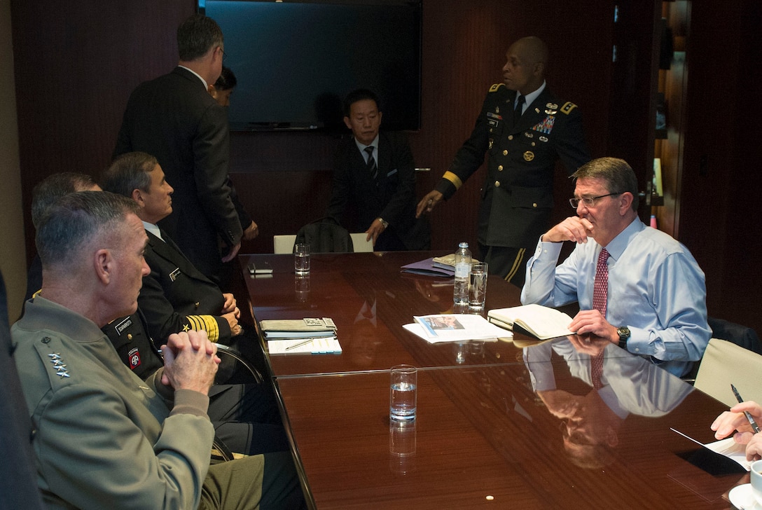 U.S. Defense Secretary Ash Carter meets with senior U.S. military leaders before attending the Security Consultative Meeting reception in Seoul, South Korea, Nov. 1, 2015. DoD photo by Air Force Senior Master Sgt. Adrian Cadiz