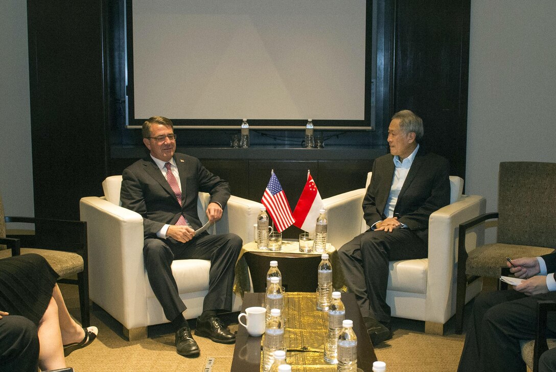 U.S. Defense Secretary Ash Carter meets with Singapore Defense Minister Ng Eng Hen during the Association of Southeast Asian Nations Defense Ministers' Meeting – Plus in Kuala Lumpur, Malaysia, Nov. 3, 2015. DoD photo by Air Force Senior Master Sgt. Adrian Cadiz