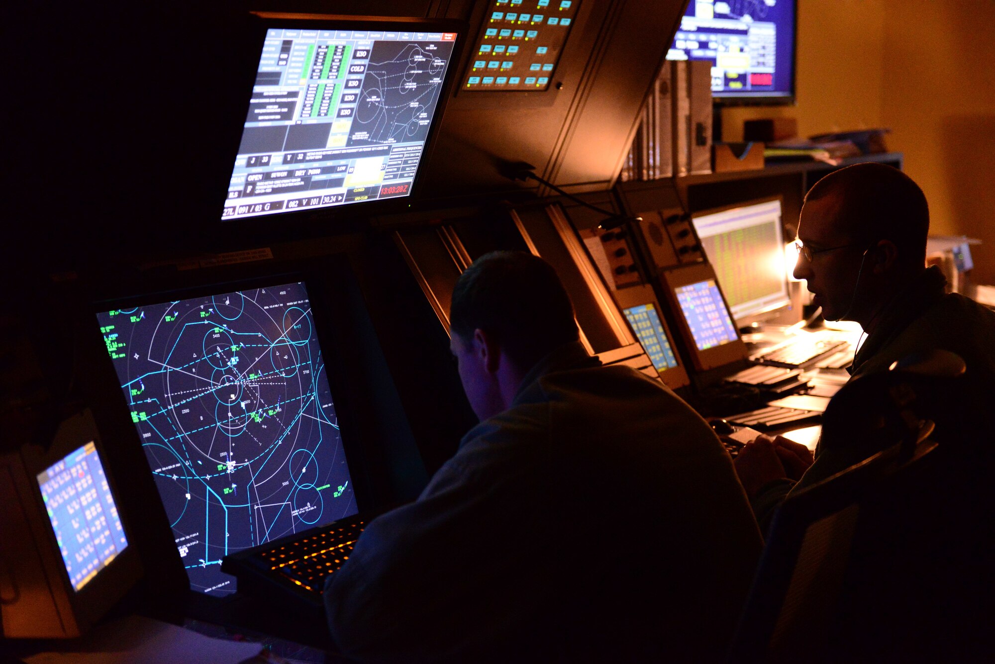 Air traffic controllers from the 51st Operations Support Squadron track incoming and outgoing air traffic on radar during Vigilant Ace 16 at Osan Air Base, Republic of Korea, Nov. 2, 2015. The base's air traffic controllers exercise and real-world operations are vital to the safe conduct of all aircraft, both military and civilian, occupying the airspace in and around Osan and Suwon. (U.S. Air Force photo/Staff Sgt. Amber Grimm)