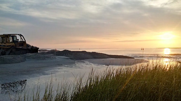 The Fort Pulaski shoreline stabilization project restored approximately a mile and a half of Cockspur Island’s north shore using more than 200,000 cubic yards of dredged material from the Savannah Harbor Navigation Project.