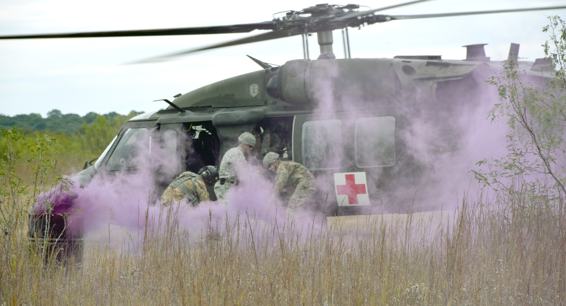 Competitors in the 2015 Army Best Medic Competition at Fort Sam Houston and Camp Bullis prepare to evacuate a patient. The competition took place from Oct. 27 through Friday.