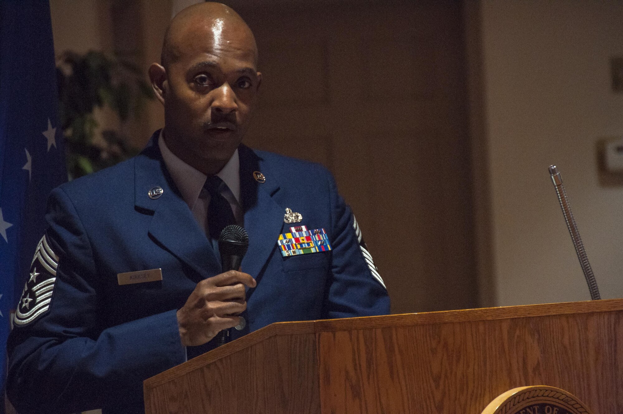 Chief Master Sgt. Cameron Kirksey, Air Force Reserve Command command chief, speaks to staff members of United States Penitentiary Atlanta as a part of Veteran’s Day events in Atlanta, Ga., Nov. 5, 2015. Kirksey spoke to a crowd of around 150 U.S. Armed Force veterans. (U.S. Air Force photo/Staff Sgt. Daniel Phelps)