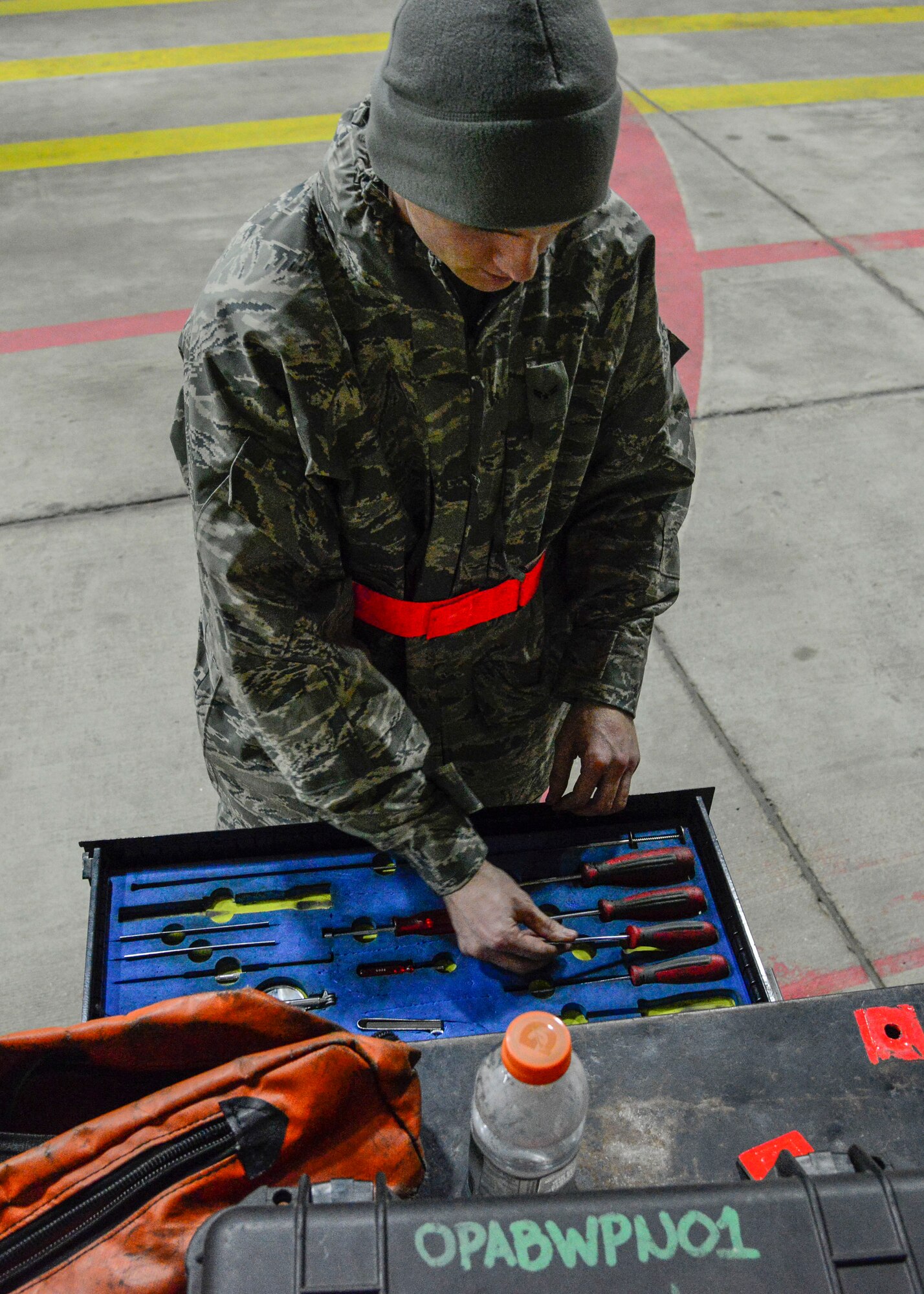 Airmen from the 36th Aircraft Maintenance Squadron prepare an F-16 Fighting Falcon for mission capabilities during the Vigilant Ace 16 exercise on Osan Air Base, Republic of Korea, Nov. 2, 2015. The exercise is held throughout multiple military organizations on the Korean peninsula to assure the bond between the ROK and U.S. is maintained. The exercise allows ROK and U.S. forces to join in military training scenarios along with augmentees from Japan. (U.S. Air Force photo/Senior Airman Kristin High)