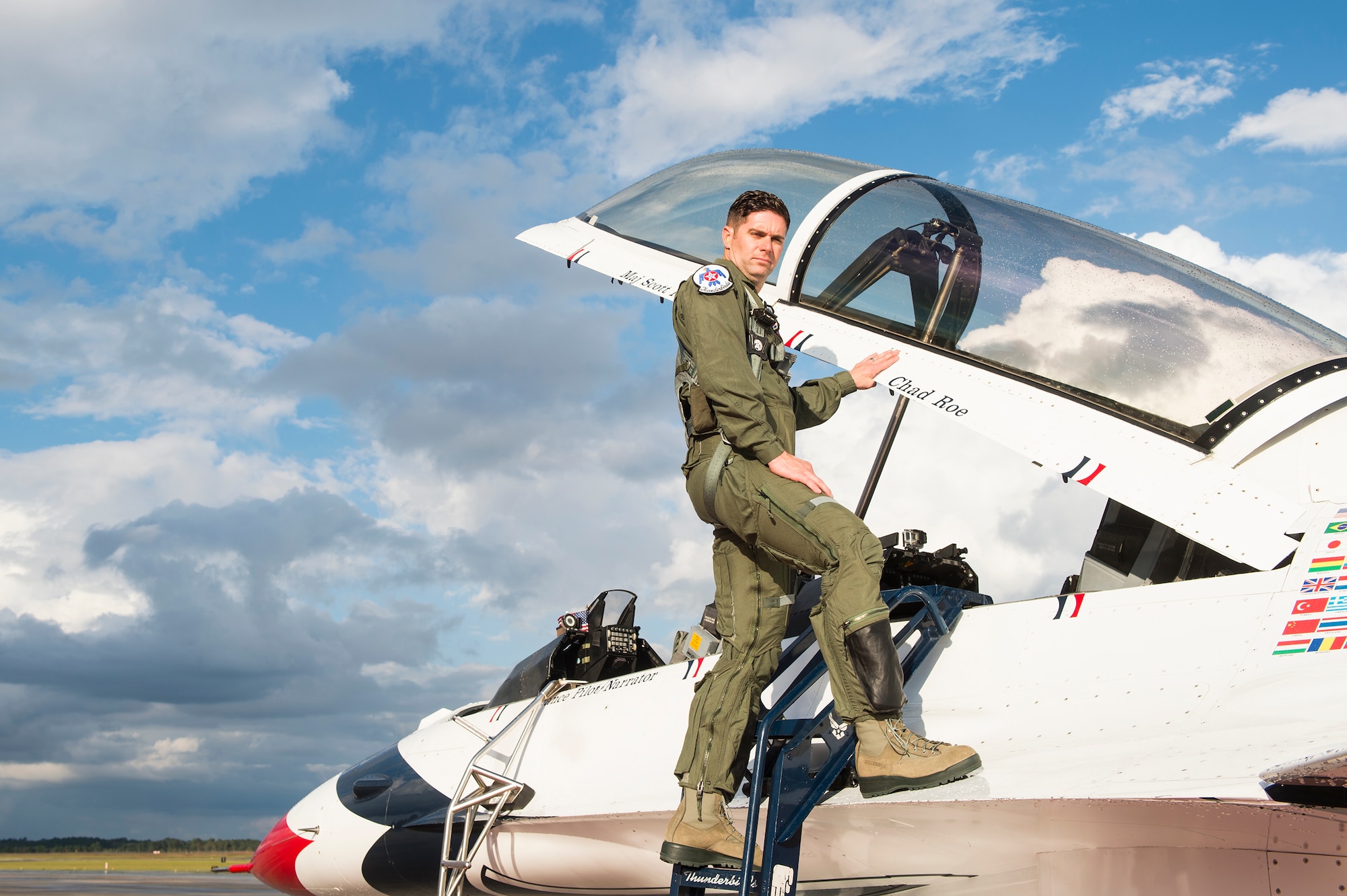 Lt. Chad Roe, Valdosta firefighter and Moody’s Hometown Hero, poses for a photo before his hero flight in a U.S. Air Force Thunderbirds F-16D Fighting Falcon, Nov. 5, 2015, at Moody Air Force Base, Ga. The local community named Roe “Firefighter of the Year,” and he received a congratulatory flight with the Thunderbirds for his contributions to the community. (U.S. Air Force photo by Senior Airman Ceaira Tinsley/Released)