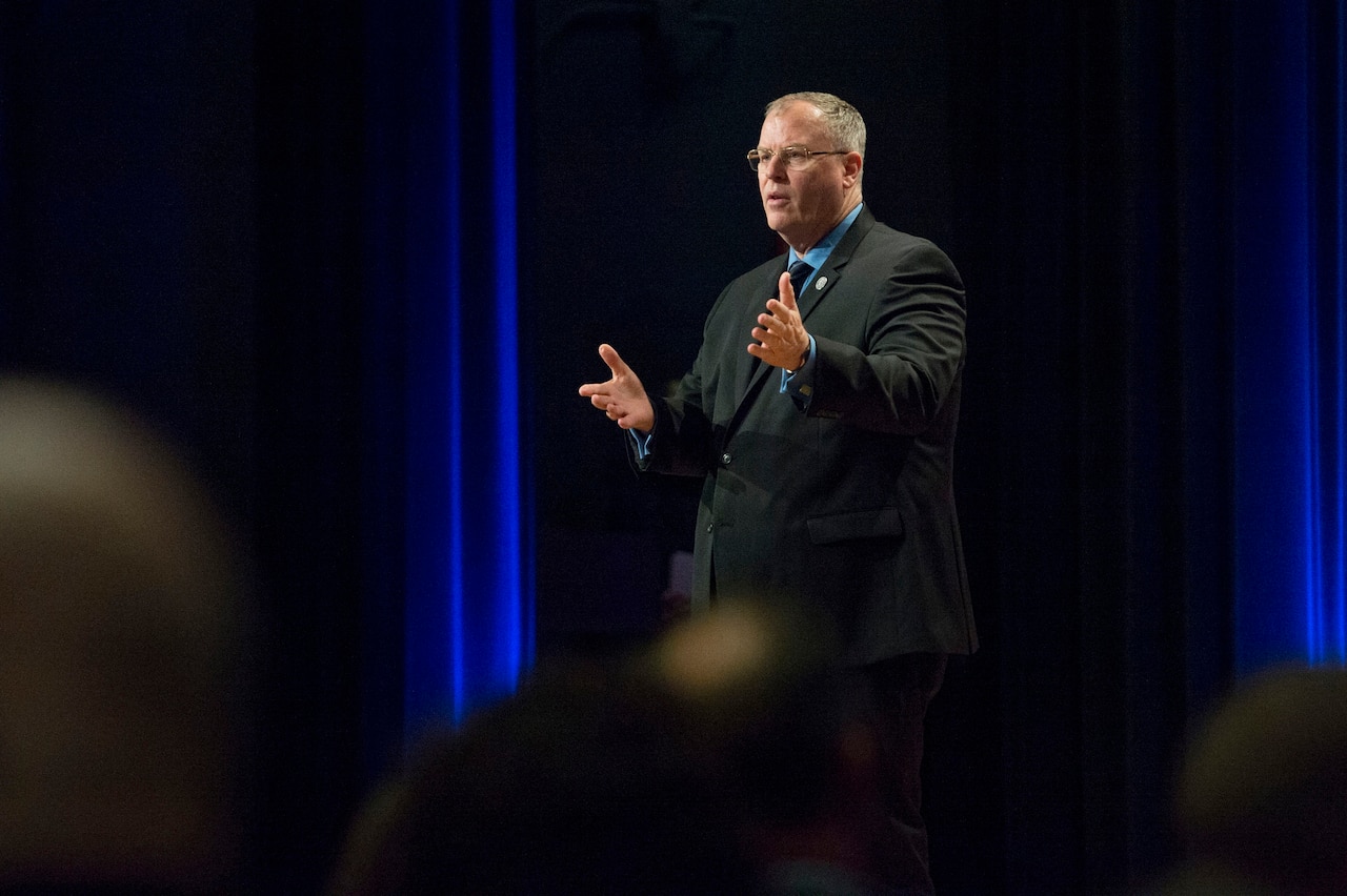 Deputy Defense Secretary Bob Work delivers remarks during the Department of Defense David O. Cooke Excellence in Public Administration and Distinguished Civilian Service Awards Ceremony at the Pentagon, Oct. 8, 2015. DoD photo by Air Force Senior Master Sgt. Adrian Cadiz