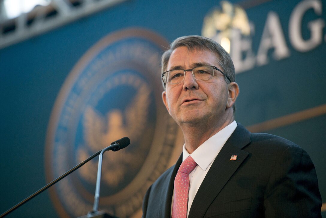 Defense Secretary Ash Carter delivers keynote remarks during the Reagan National Defense Forum at the Ronald Reagan Presidential Library in Simi Valley, Calif., Nov. 7, 2015. DoD photo by Air Force Senior Master Sgt. Adrian Cadiz