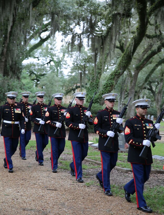 Marines with Truck Company, 23rd Marine Regiment, 4th Marine Division, march to the gravesite of Gen. Robert H. Barrow, 27th Commandant of the Marine Corps, to conduct a 3-round volley during a wreath-laying ceremony held at Grace Episcopal Church in St. Francisville, La., Nov. 10, 2015.   The Commander and Sergeant Major of Marine Forces Reserve and Marine Forces North, Lt. Gen. Rex C. McMillian and Sgt. Maj. Anthony Spadaro, laid a wreath on Barrow’s grave to honor his service and to pay their respects on behalf of the Marine Corps. 