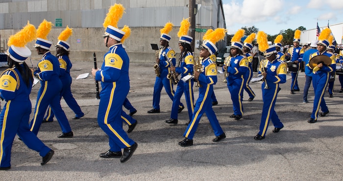 North Charleston High School marching band performs in downtown Charleston, S.C., during the Veteran’s Day Parade on Nov. 7, 2015. In addition to this band, active duty military, veterans, military supporting organizations, volunteers and Junior Reserve Officer Training Corps units were also in attendance. (U.S. Air Force photo/Airman 1st Class Thomas T. Charlton)