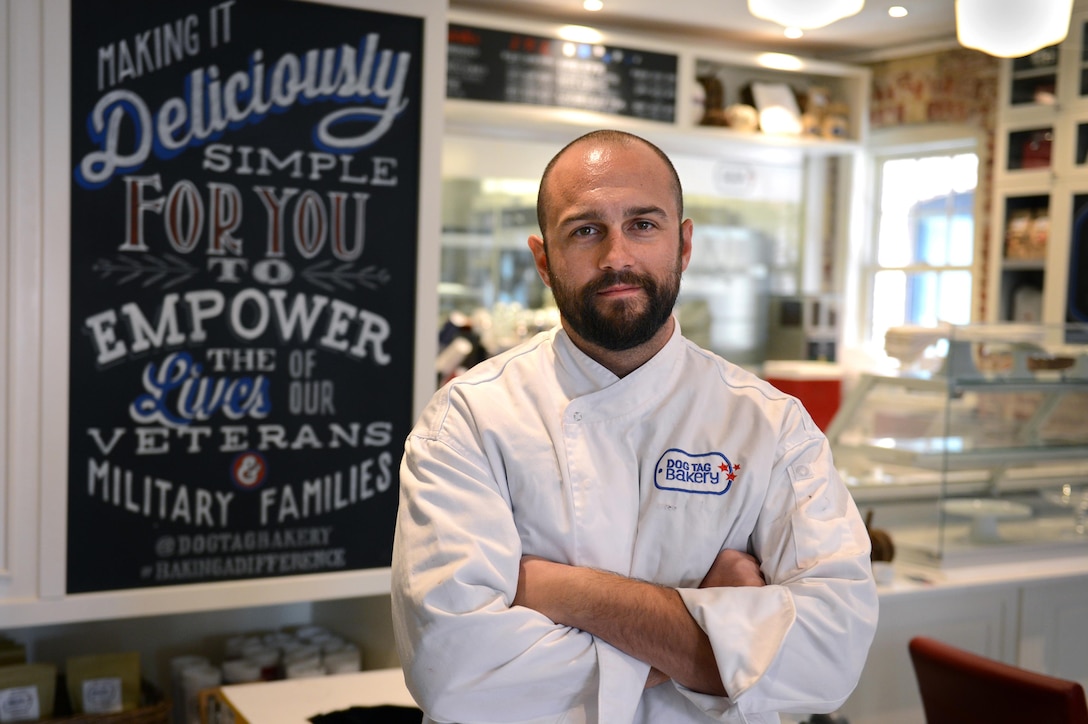 Josh Tredinnick, a retired Army sergeant and fellow at the Dog Tag Bakery, is training to become a baker through a work-study program conducted by Georgetown University’s School of Continuing Studies, Oct. 19, 2015, in Washington. DoD photo by Marvin Lynchard